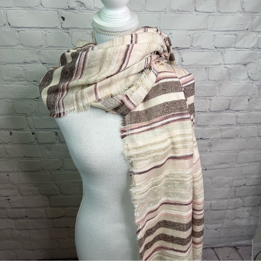 BCBGMAXAZRIA Scarf Wrap One Size NWT
